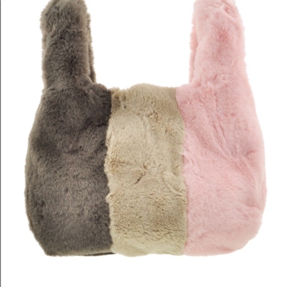 Faux Fur Bag - Picture 3 of 5